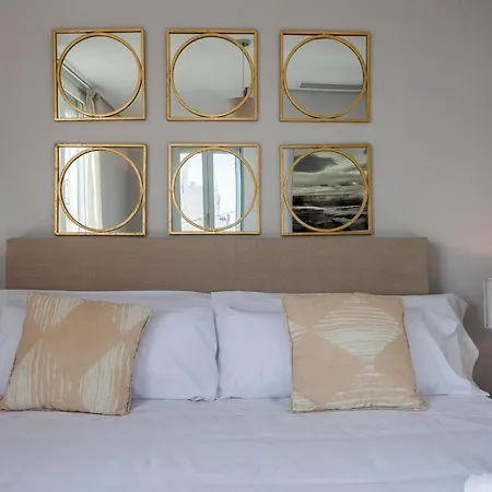 Stunning Duplex Penthouse In Location With Skyline View Appartamento *