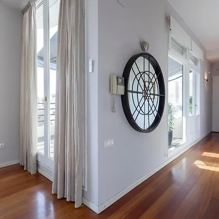 Apartment Stunning Duplex Penthouse In Location With Skyline View