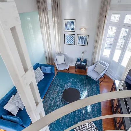Apartment Stunning Duplex Penthouse In Location With Skyline View
